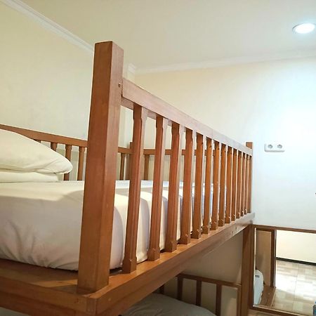 Java Capsule Hotel Malang Eksteriør bilde