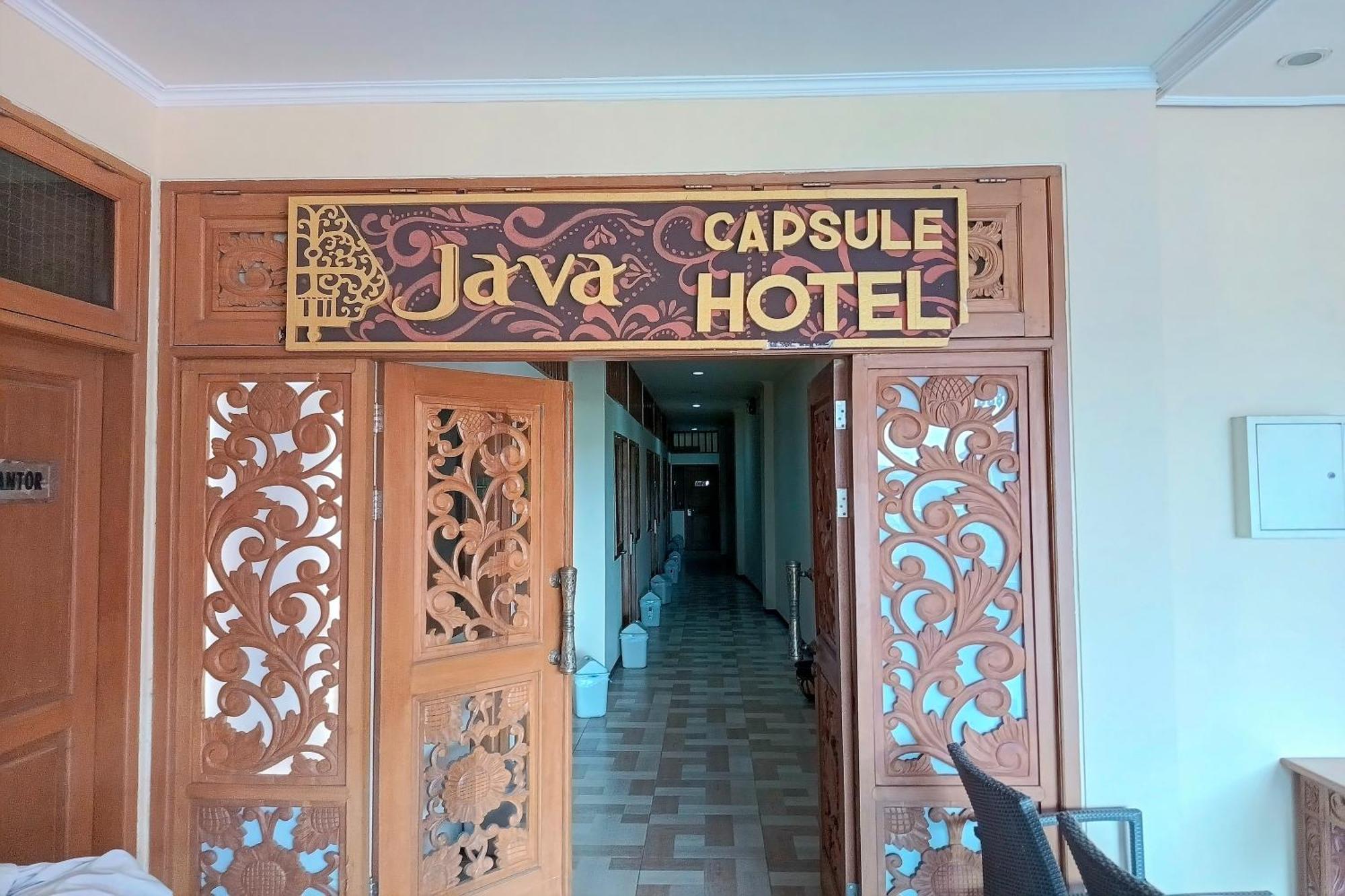 Java Capsule Hotel Malang Eksteriør bilde